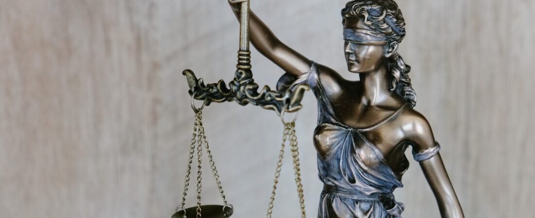 Cómo el salario mínimo en Panamá afecta la banda salarial de una empresa